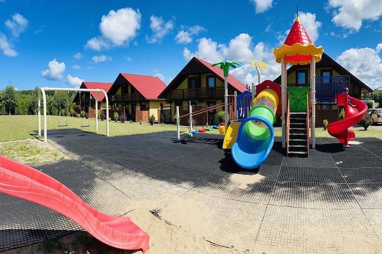 Domki wakacyjne w Rewalu niedaleko plaży in Rewal, Powiat gryficki