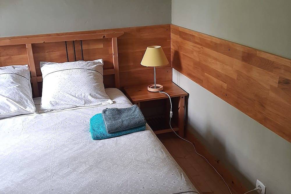 Cottage Close To The Sea. Pets allowed, ideal for families in Lézardrieux, Pink Granite Coast