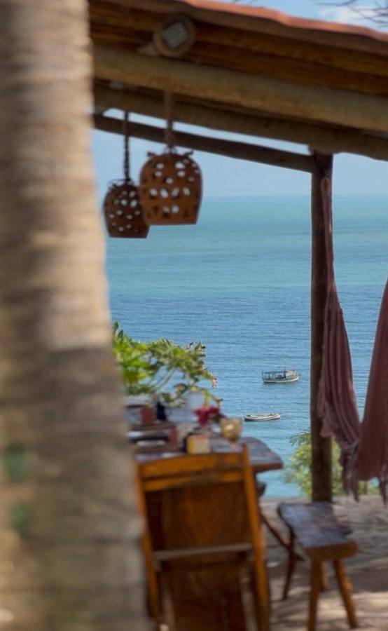 Pousadas para 5 pessoas, com vista e balcão e ainda jardim, com animais de estimação em Icapuí