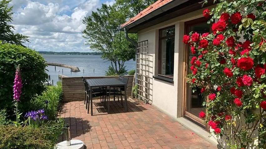 Ferienhaus mit Meerblick für 4 Personen, mit Garten und Terrasse in Glücksburg