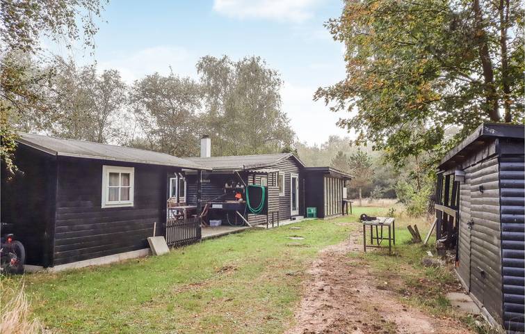 Feriehus for 4 personer, med Terrasse og Hage i Anholt