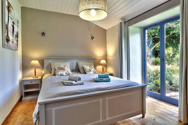 Location de vacances pour 6 personnes, avec Terrasse à Huelgoat - 2