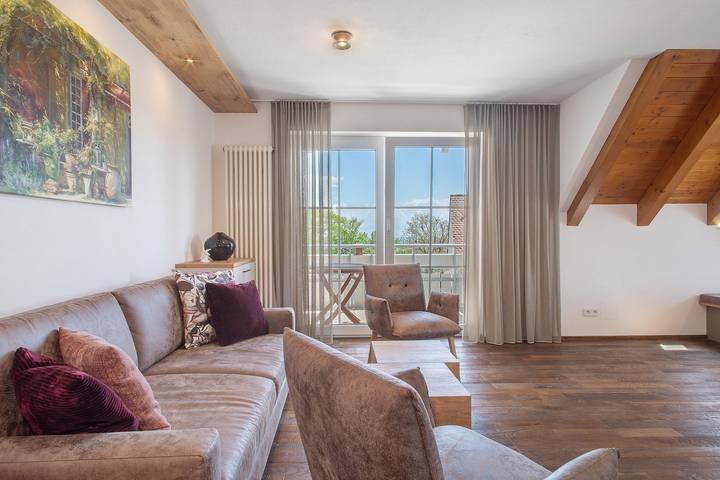 Ferienwohnung für 5 Personen, mit Seeblick und Garten