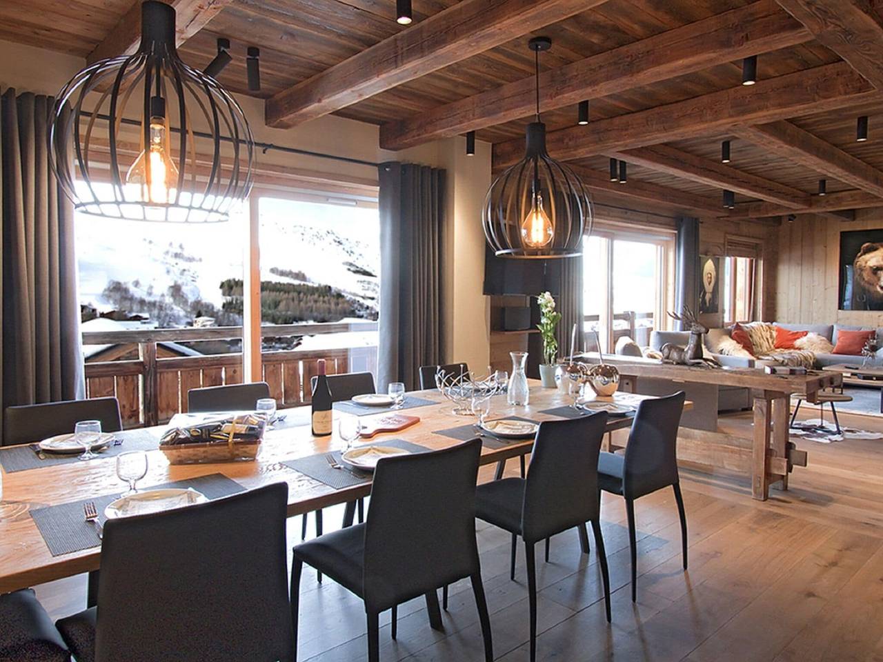 Chalet in Les Deux Alpes with Heated Pool in Mont-de-Lans, Les Deux Alpes