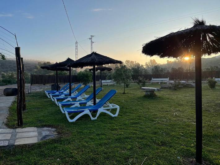 Maison de campagne pour 22 personnes, avec Terrasse et Jardin ainsi que Piscine et Vue à Pruna
