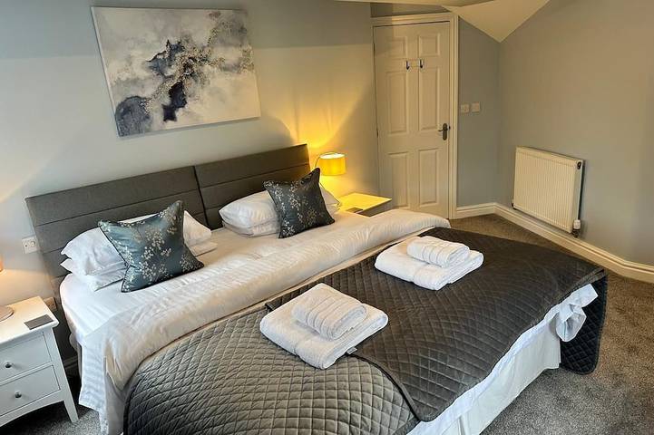 Luxurious, Contemporary Detached Holiday Home on a quiet cul-de-sac in Kirkby Lonsdale, Yorkshire Dales National Park