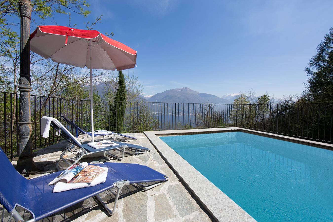 Villa Aquila in Pianello del Lario, Comer See