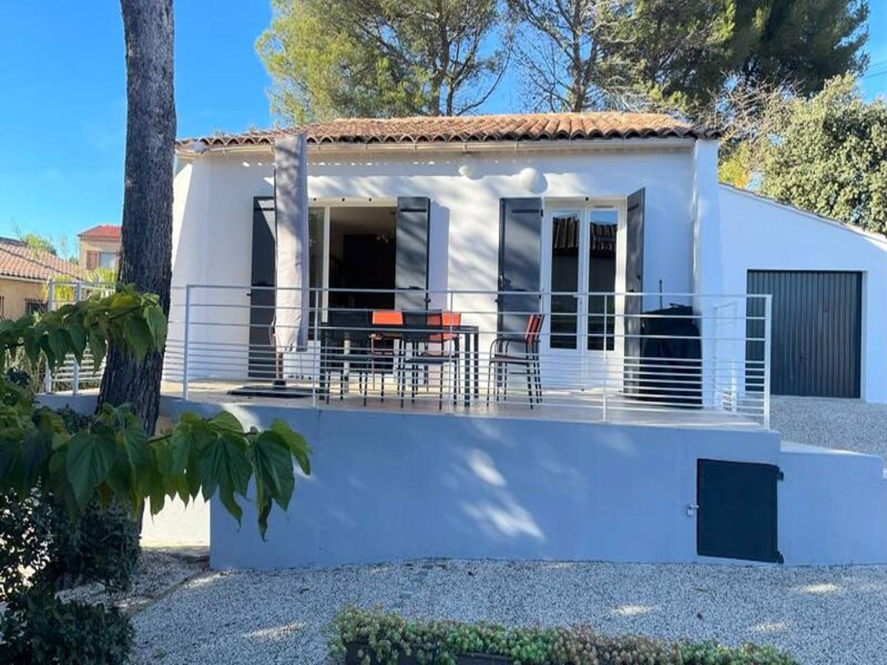 Apartamento entero, Villa en Lambesc con Jardín y Terraza in Lambesc, Region de Aix-en-Provence