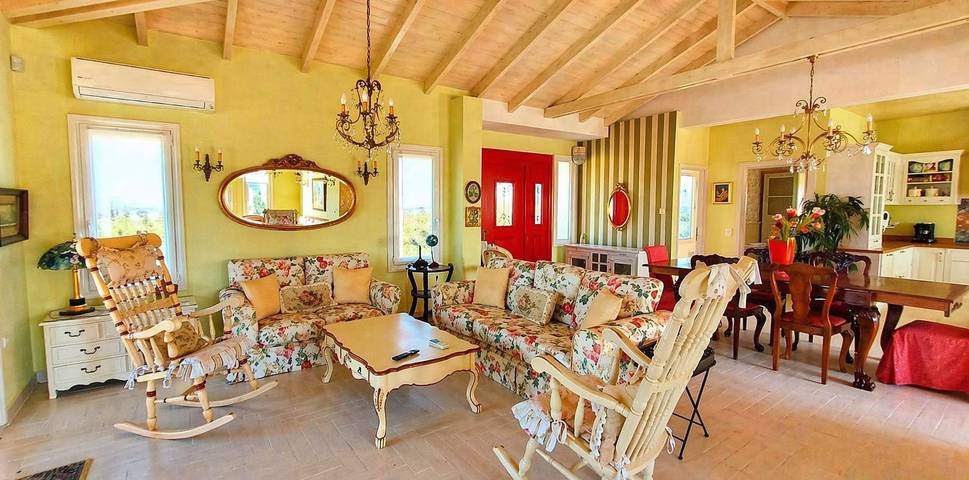 Villa Avra - Private Garden & Pool Oasis in Drama in Ostmakedonien und Thrakien