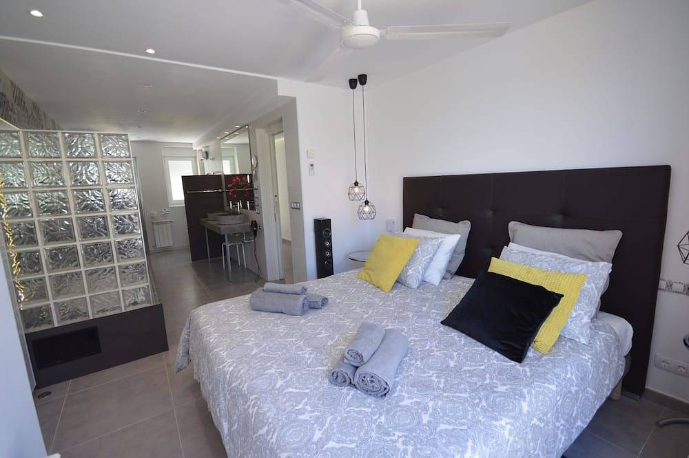 Super Lage. Meerblick 70m, Sat, Wifi, Klimaanlage, Bbq, Golf, Romantik, Party in L'Albir, Alfàs del Pi