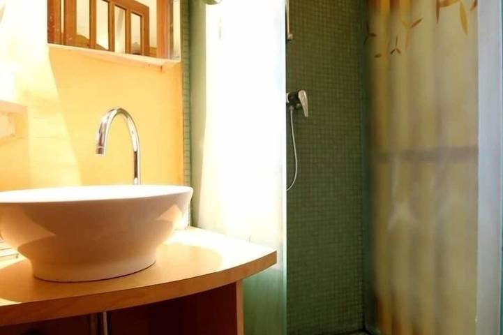 Gîte pour 2 personnes, avec jardin à Ally - 3