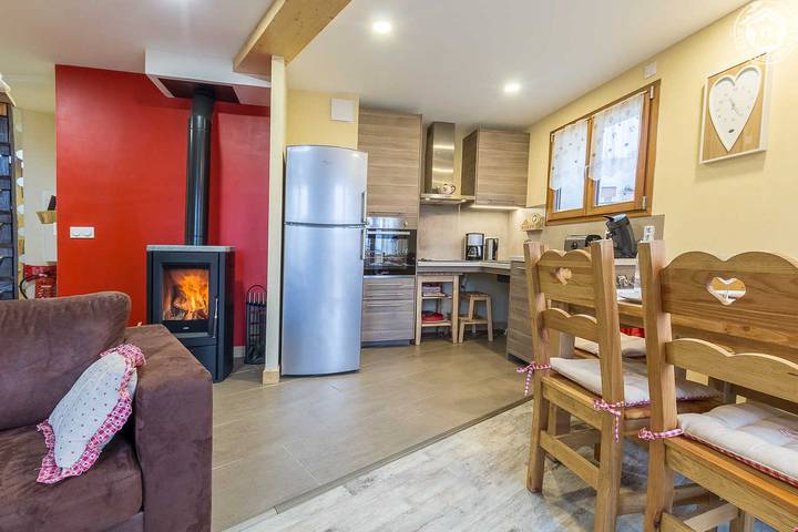 Gîte pour 6 personnes, avec terrasse et sauna à Sollières-Sardières - 2