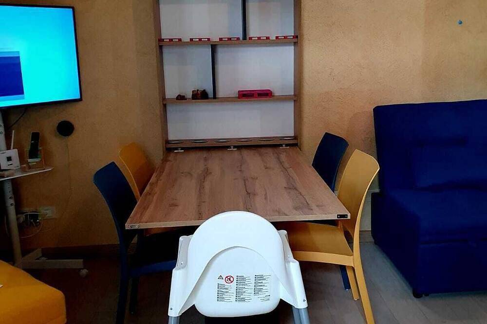 Accogliente Bilocale Colorato in Montagna a 10 Minuti Dalle Piste da sci in Incudine, Valtellina