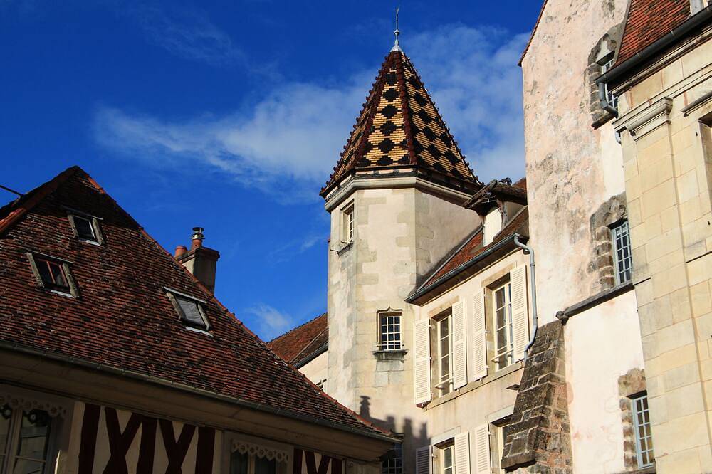 Appartement entier, Logis des gouverneurs Appartement au coeur de la Cité médiévale in Semur-en-Auxois, Région de Montbard