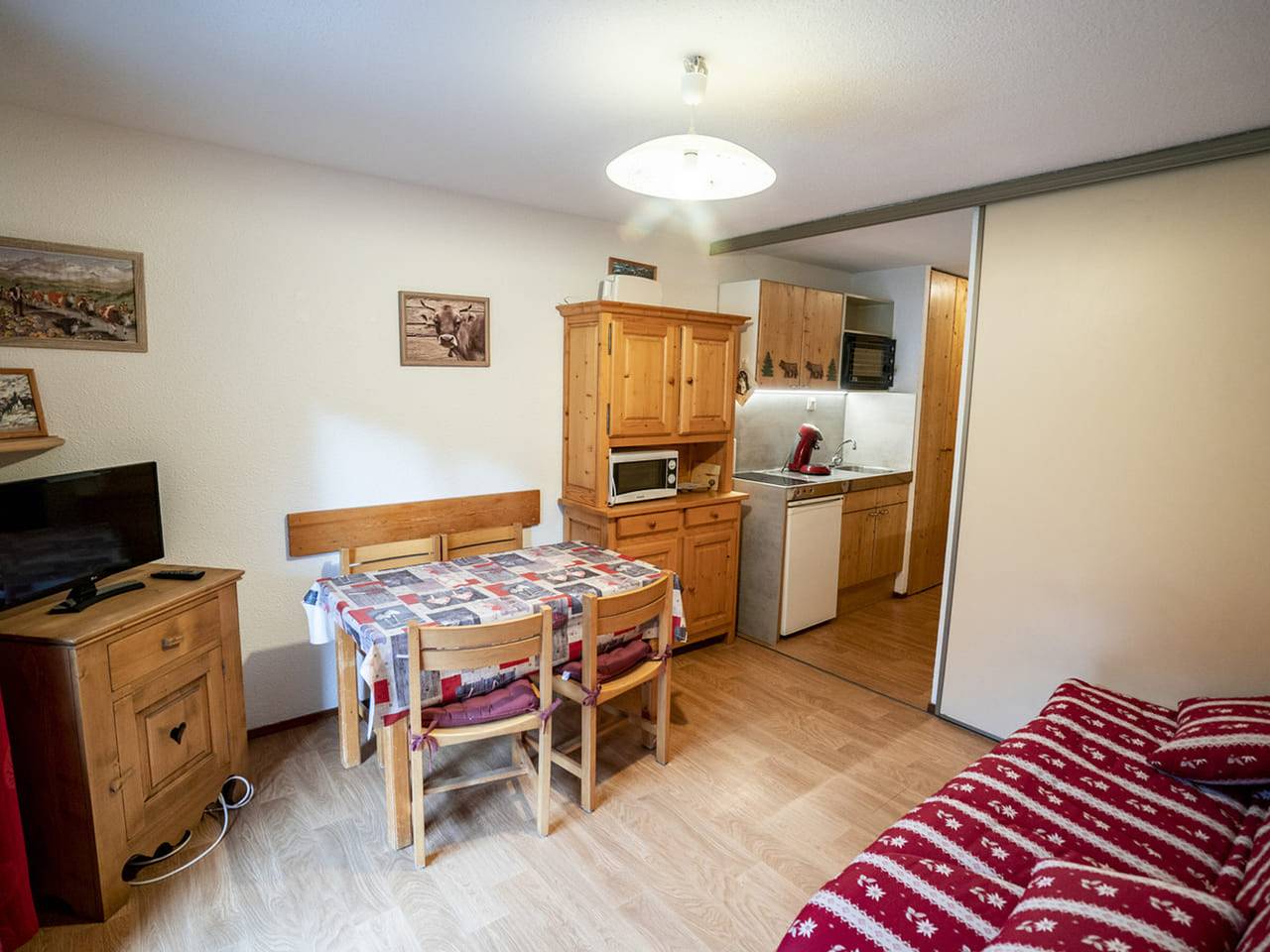 Entire apartment, Châtel Apartment 2 rooms, 4 pers, parking in Châtel, Les Portes du Soleil