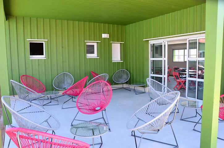 Location de vacances pour 6 personnes, avec terrasse ainsi que sauna et piscine, animaux acceptés dans Marseillan-Plage - 4