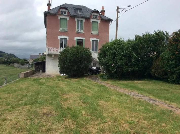 Location de vacances pour 6 personnes à Allanche