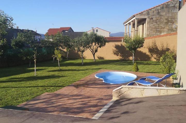 Casa de vacaciones para 8 personas, con jardín, Se admiten mascotas - 1