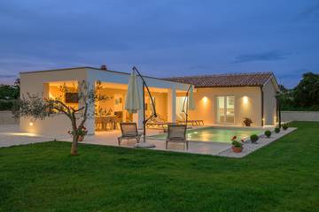 Villa per 8 Persone in Marzana Croazia, Istria, Foto 2