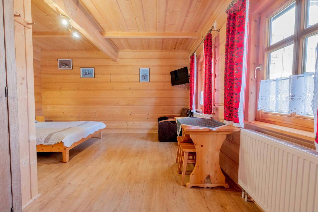 Four-Bedroom House in Małe Ciche, Karpaty (Polska)