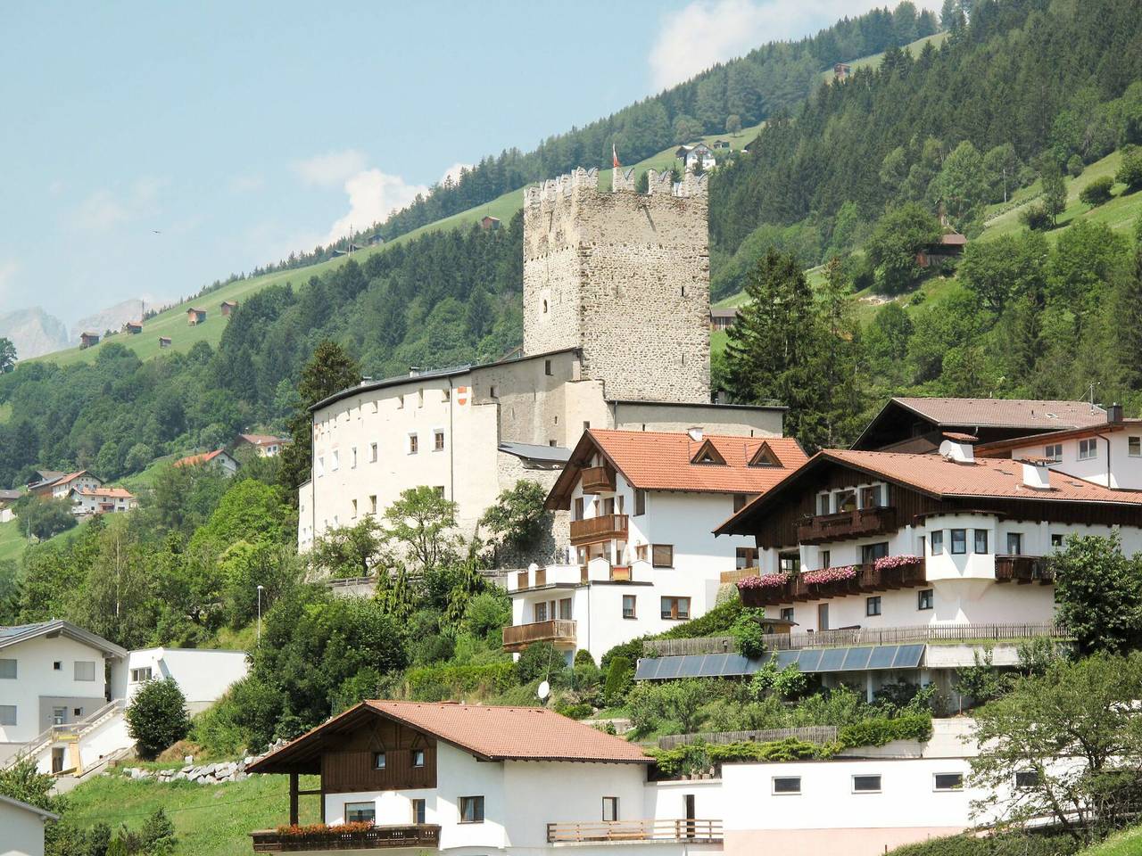 Ganze Wohnung, Fliess Landeck Tirol West 610 - Burg Biedenegg, Potzner 610.4 in Kaunergrat, Fließ