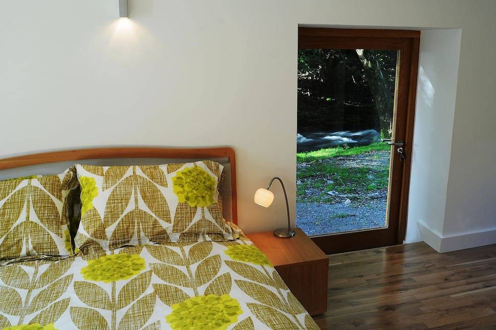 Umgewandelte Wassermühle Mit Schönen Fluss Und Majestätischen Bergen Vor Der Haustür in Snowdonia