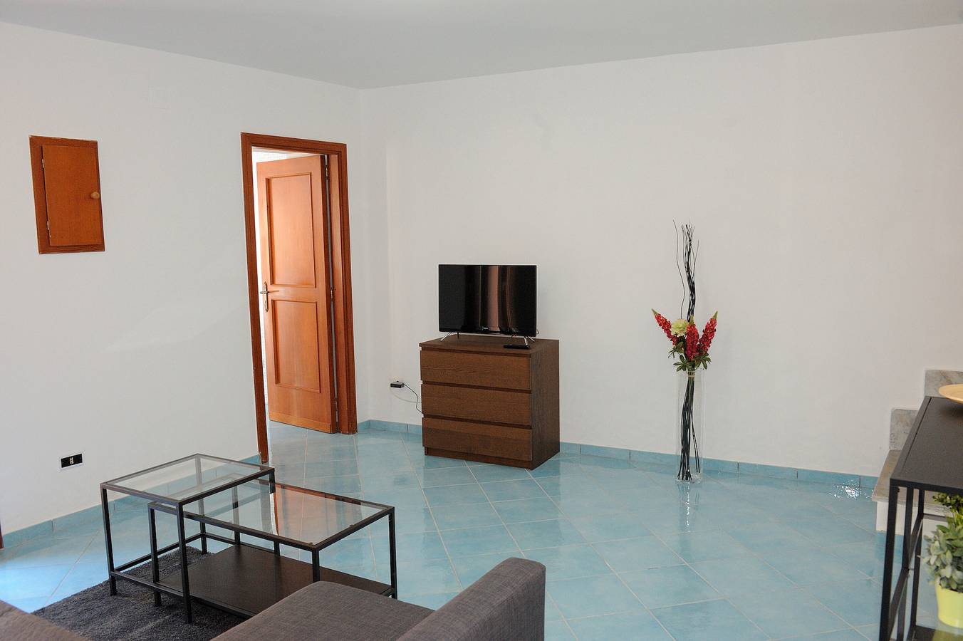 Entire apartment, Apartment 'Ce Tour - Casa Cetara Centro' with Balcony, Wi-Fi and Air Conditioning in Cetara, Amalfi Coast