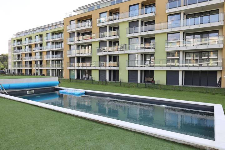 Ferienwohnung für 6 Personen, mit Ausblick und Pool sowie Seeblick und Garten in Siofok - 4