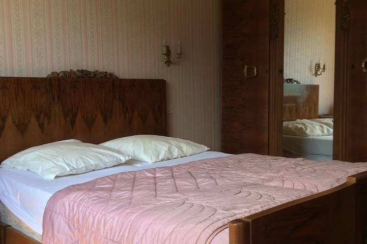 Location de vacances pour 8 personnes, avec jardin et balcon à Mercury - 2