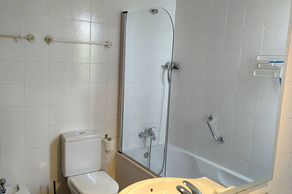 Ganze Wohnung, Sonnige Ferienwohnung mit priv. Pool, Großraum Lissabon. Familienfreundlich. in Loures, Costa de Lisboa