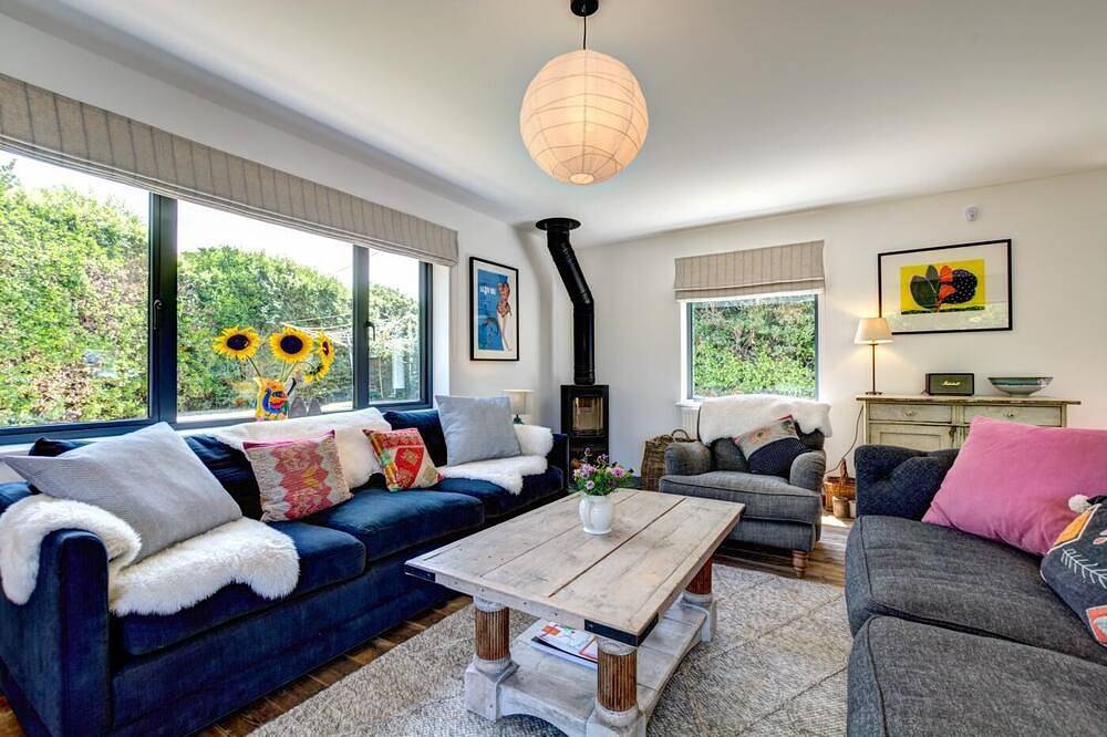 4 Bed in Trevone (oc-p00696) in Trevone, Cornwall