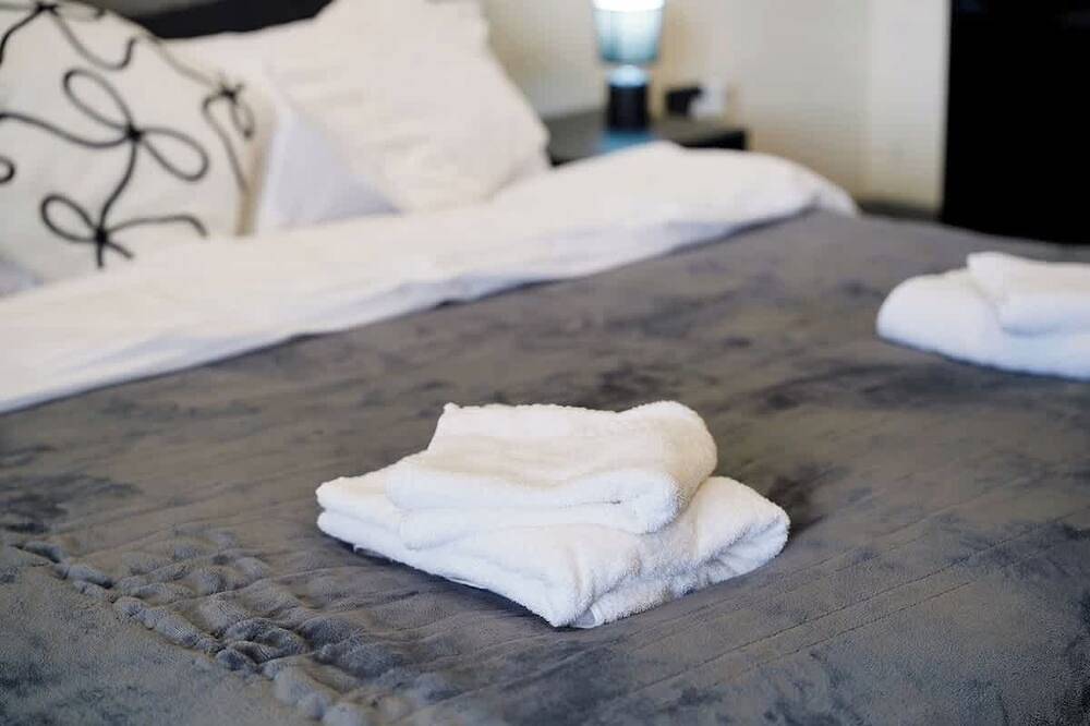 Appartement entier, Modern City Apartment | Sleeps 4 by Stay With Us in Westhoughton, Bolton