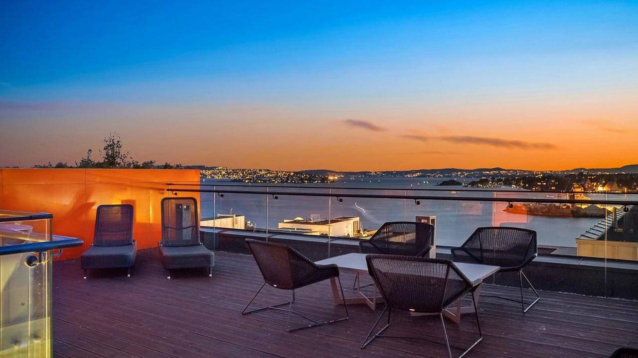 Hel lejlighed, Bright & exclusive 1Br in Prime Location, located on water in Oslo center with see view to Oslo fjord in Frogner, Oslo