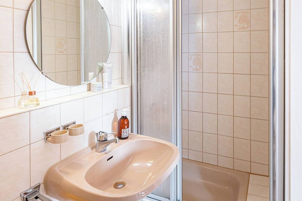 Ganze Wohnung, Erlebnisurlaub im Kuhstadl - Themen-Ferienwohnung in Langenwang, Fischen