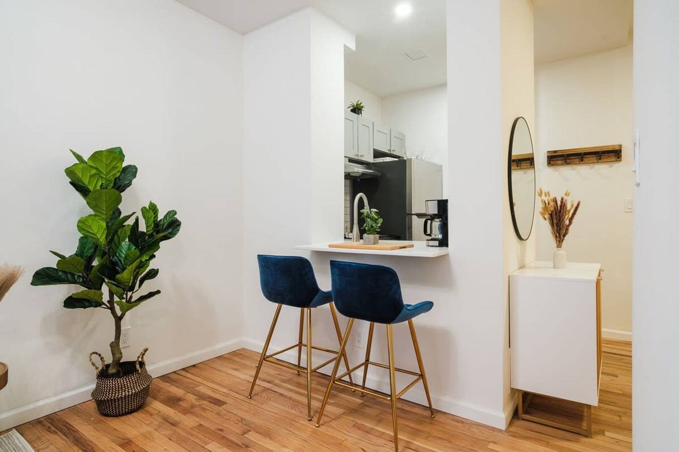 Ganze Wohnung, 74-4A 2Br 2baths in Prime Upper West Side w d Gym in Building in Manhattan, New York