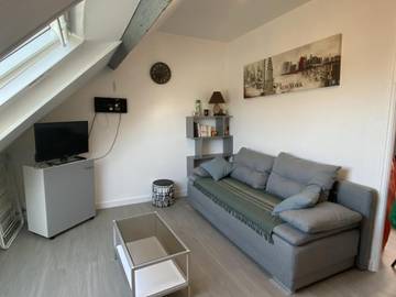 Gîte pour 6 personnes, avec terrasse à Rethel