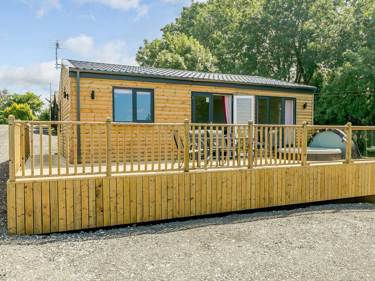 Log Cabin for 4 People in Hemswell, Lincolnshire