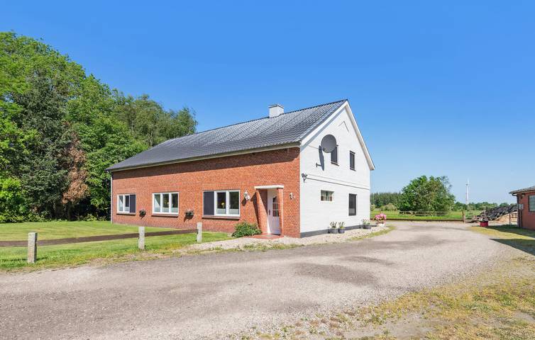 140 qm Wohnung mit WiFi, Parkplatz, TV und Terrasse in Achtrup, Grünes Binnenland