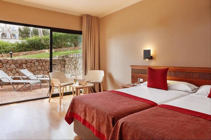 Hôtel pour 3 personnes, avec jardin et piscine à Illetes - 2