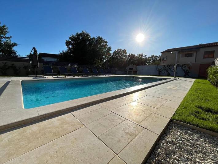Villa für 7 Personen, mit Pool und Garten sowie Ausblick in Poreč