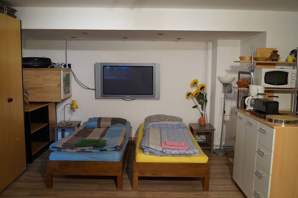 Ganze Wohnung, '2er Müggelwaldzimmer' ruhiges + gemütliches Apartment in Köpeni. m. Gartenplatz in Treptow - Köpenick, Müggelsee