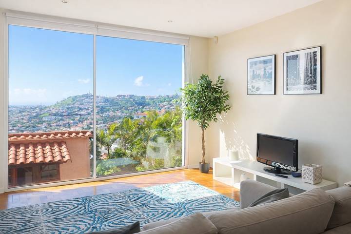 Country House 'Funchal ·' with Sea View, Private Pool and Wi-Fi in São Roque (Madeira), Madeira