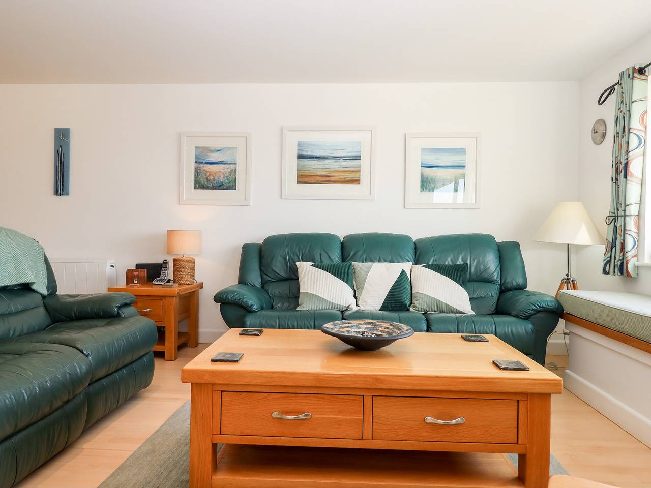 Entire apartment, 4 Burgh Island Causeway in Bigbury-on-Sea, Bigbury on Sea