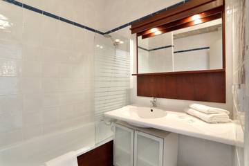 Holiday Rental for 2 People in Vallon-Pont-d'Arc, Gorges de l’Ardèche, Photo 2