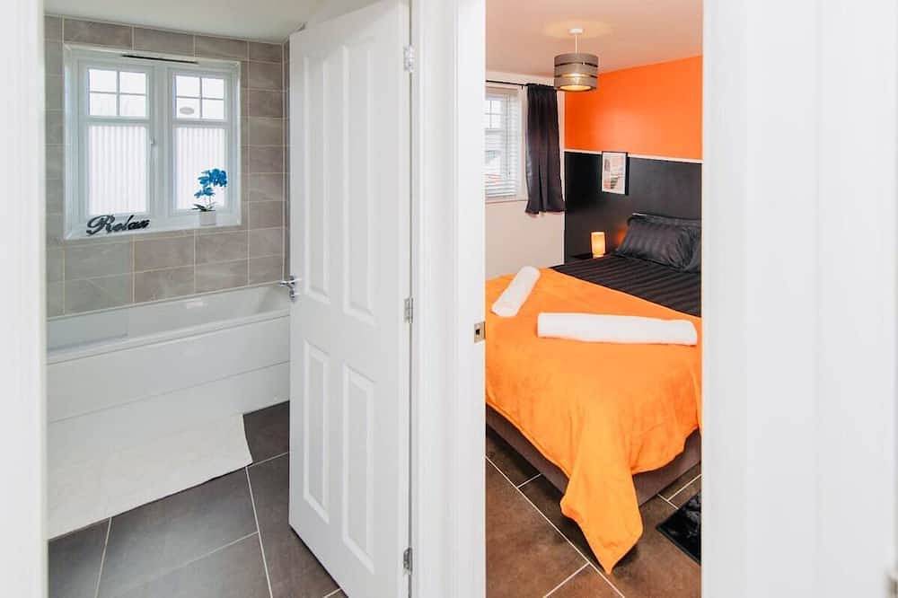 25%off monthly stays/3 bedroom/6 guests in Warwickshire