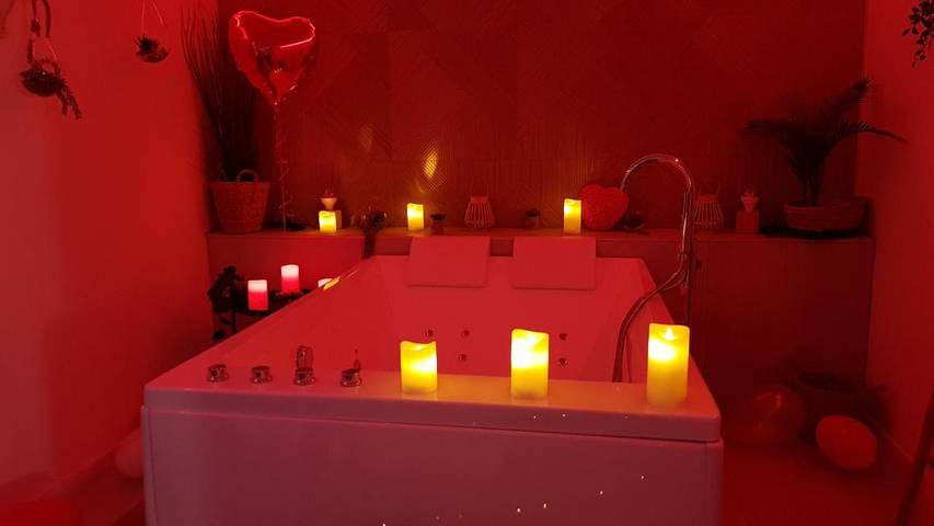 Pension voor 2 personen, with whirlpool and sauna as well as tuin and zwembad aan de Côte d'Azur