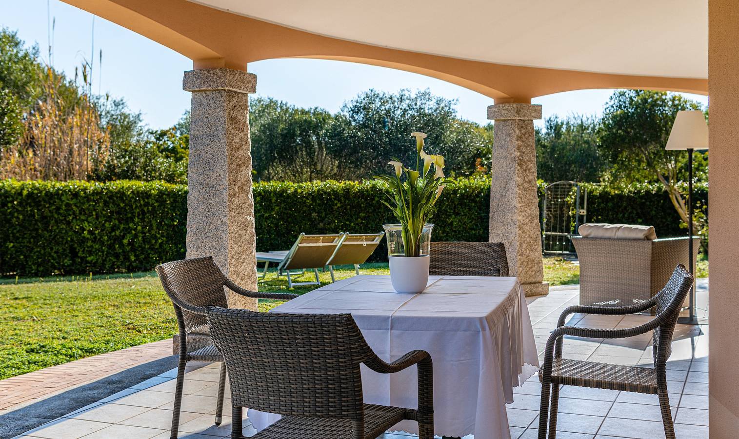 Villa 'Mariella' with Private Terrace, Wi-Fi and Air Conditioning in Costa Rei, Muravera