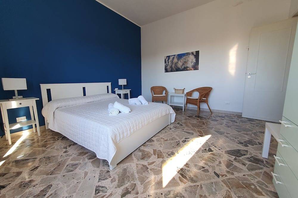 Ganze Wohnung, Casa Blu Marino in Favignana Stadt, Favignana