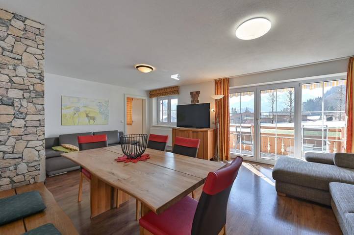 Ferienwohnung für 5 Personen, mit Ausblick und Balkon in Obermaiselstein - 2
