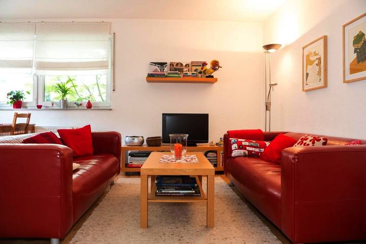 Ferienwohnung für 3 Personen, mit Balkon und Terrasse in Bergisch Gladbach